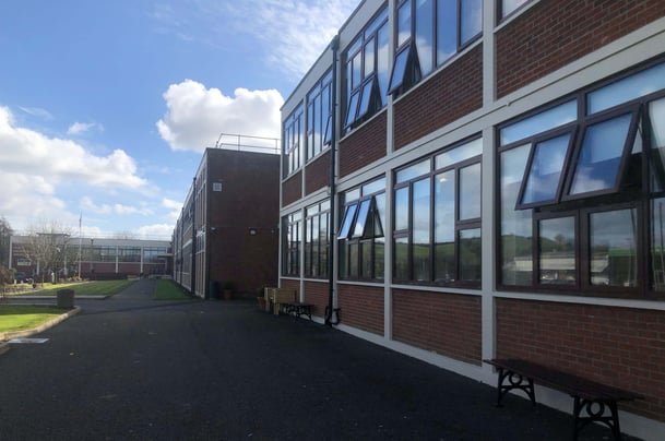 Marla Zirker Schule